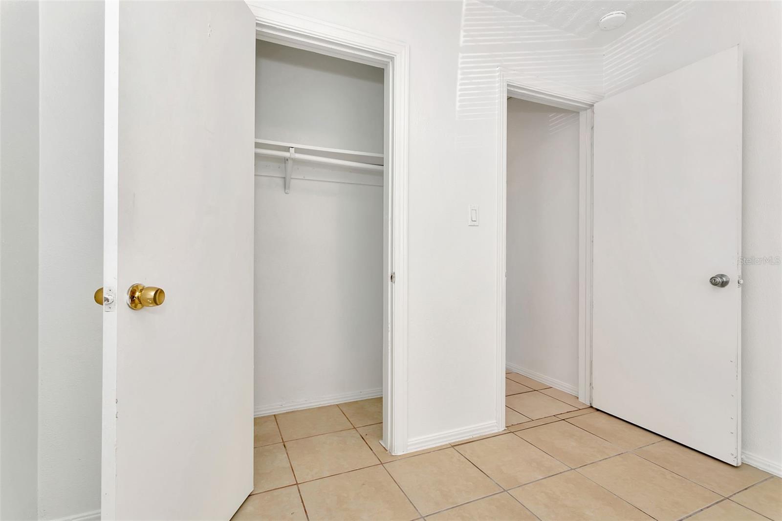 ORANGE ESTATES - Residential Income