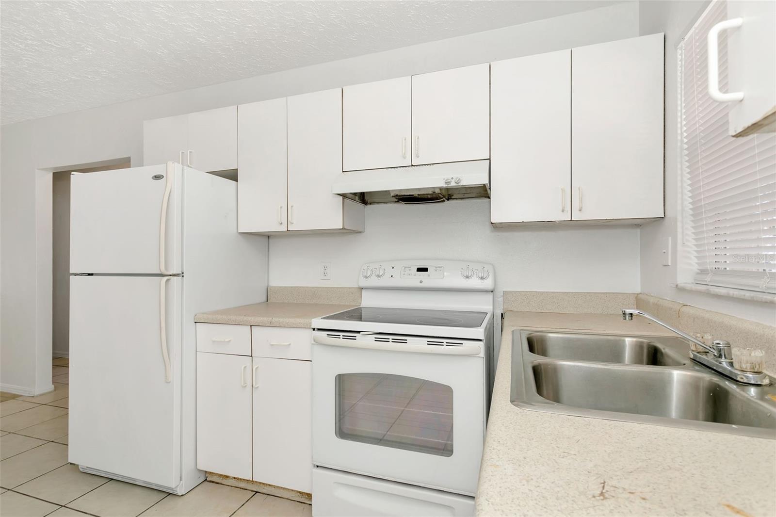 ORANGE ESTATES - Residential Income