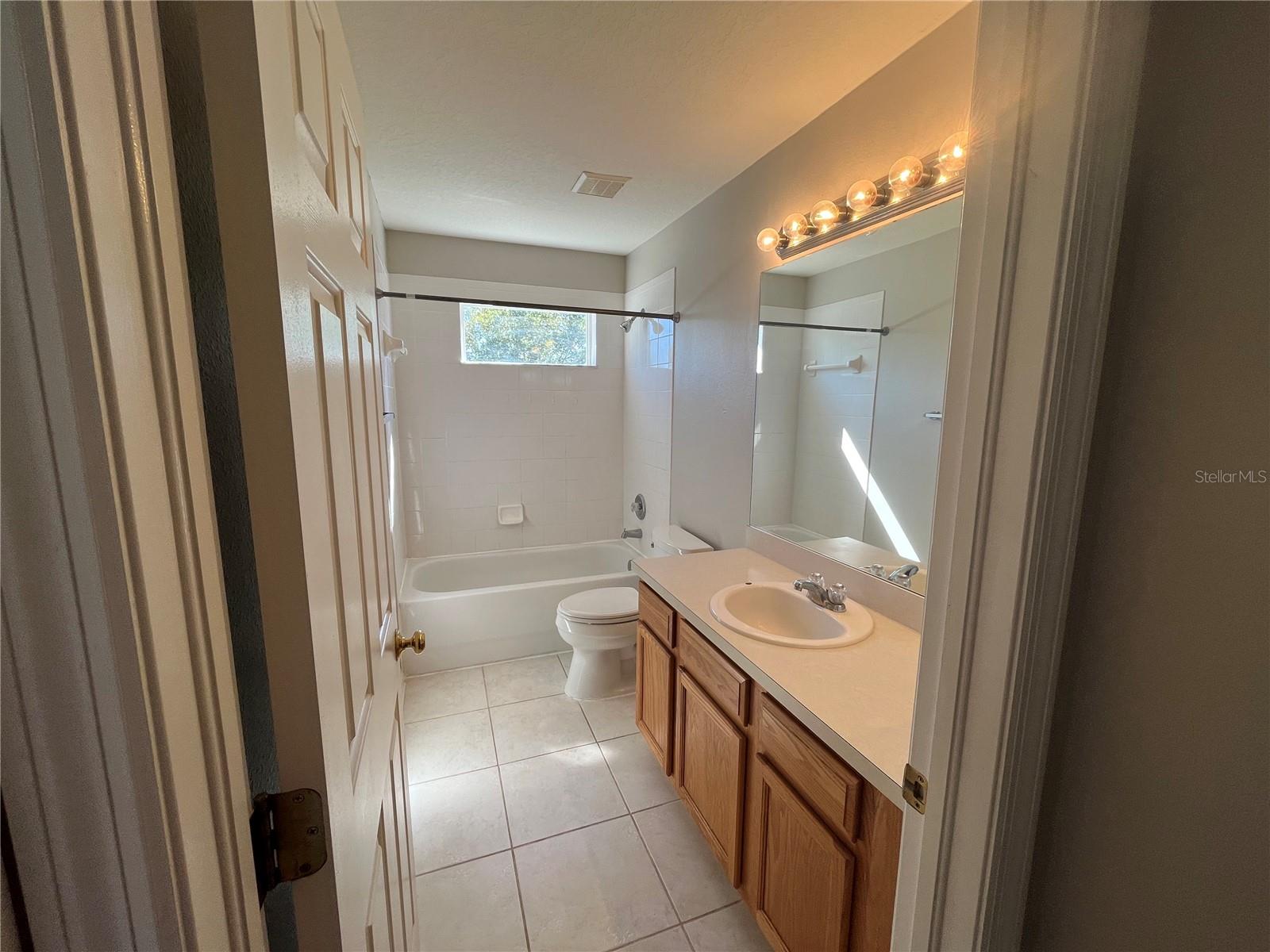 BALLANTRAE VILLAGE 2B - Residential Lease