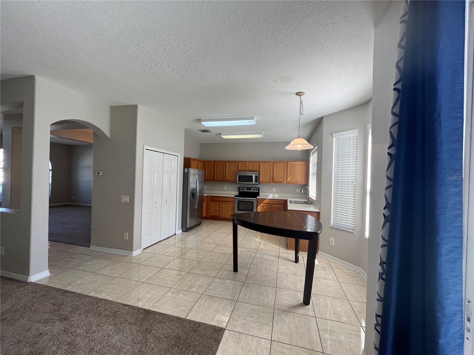 BALLANTRAE VILLAGE 2B - Residential Lease