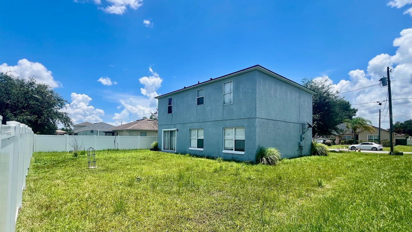 703 ROBIN COURT