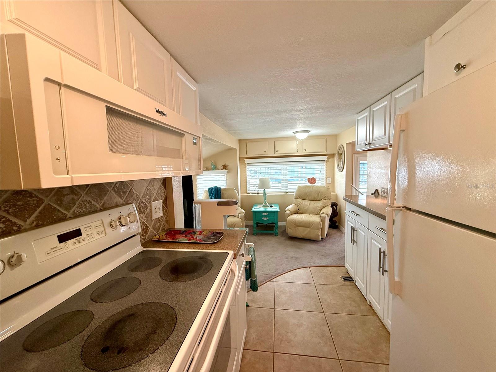 HOLIDAY TRAVEL PARK ENGLEWOOD - Residential