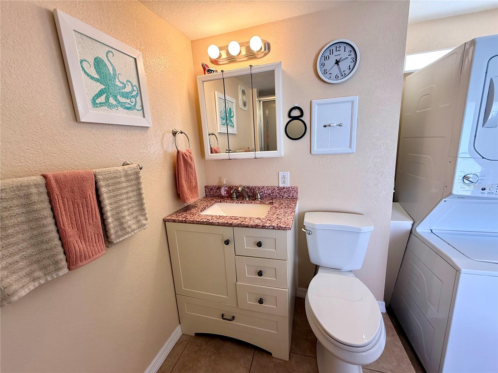 HOLIDAY TRAVEL PARK ENGLEWOOD - Residential