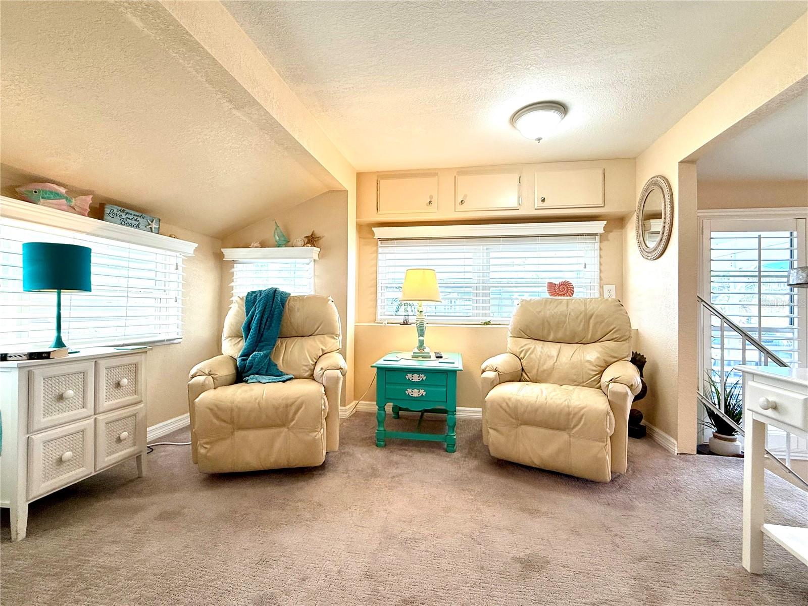 HOLIDAY TRAVEL PARK ENGLEWOOD - Residential