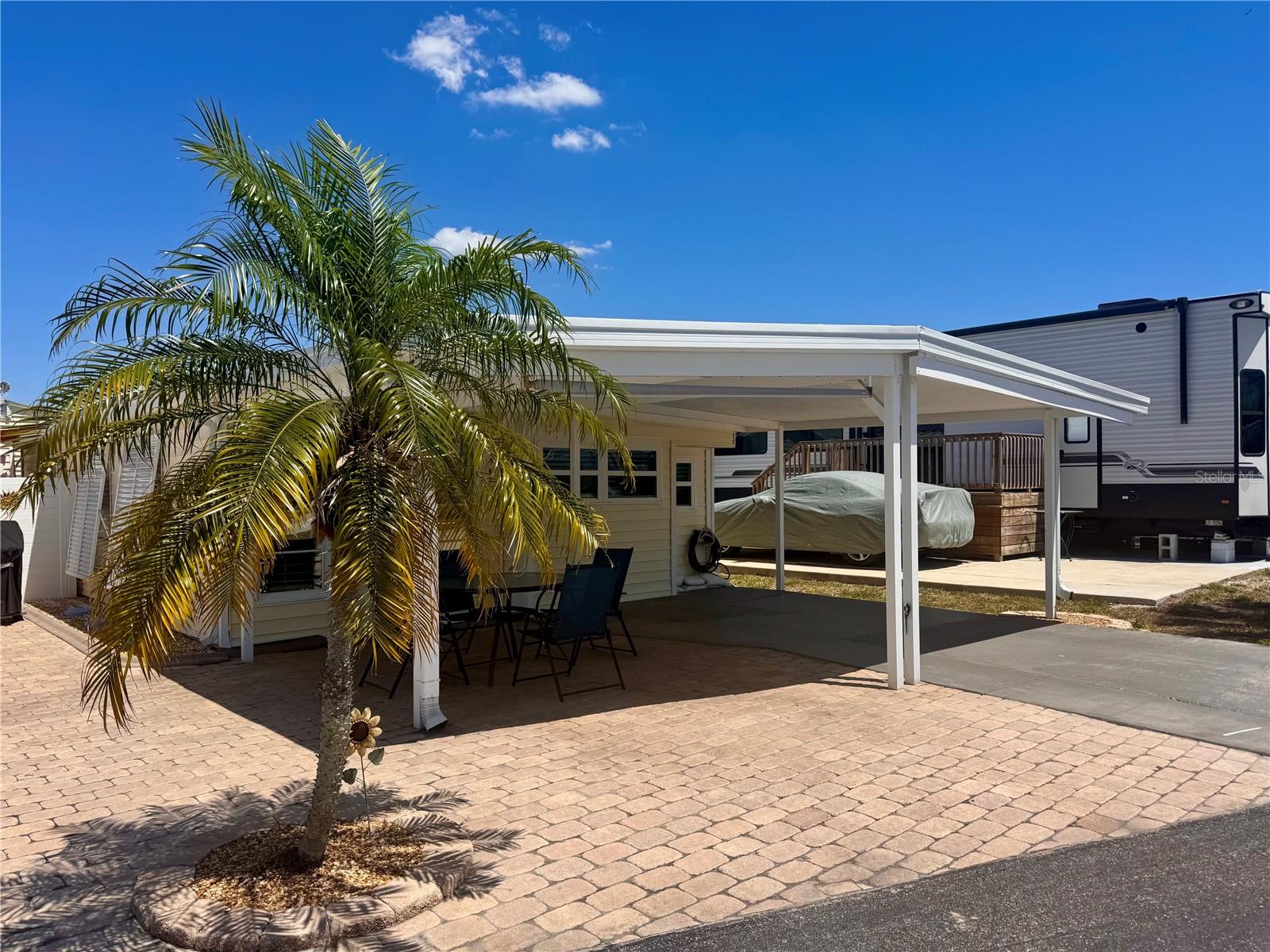 HOLIDAY TRAVEL PARK ENGLEWOOD - Residential