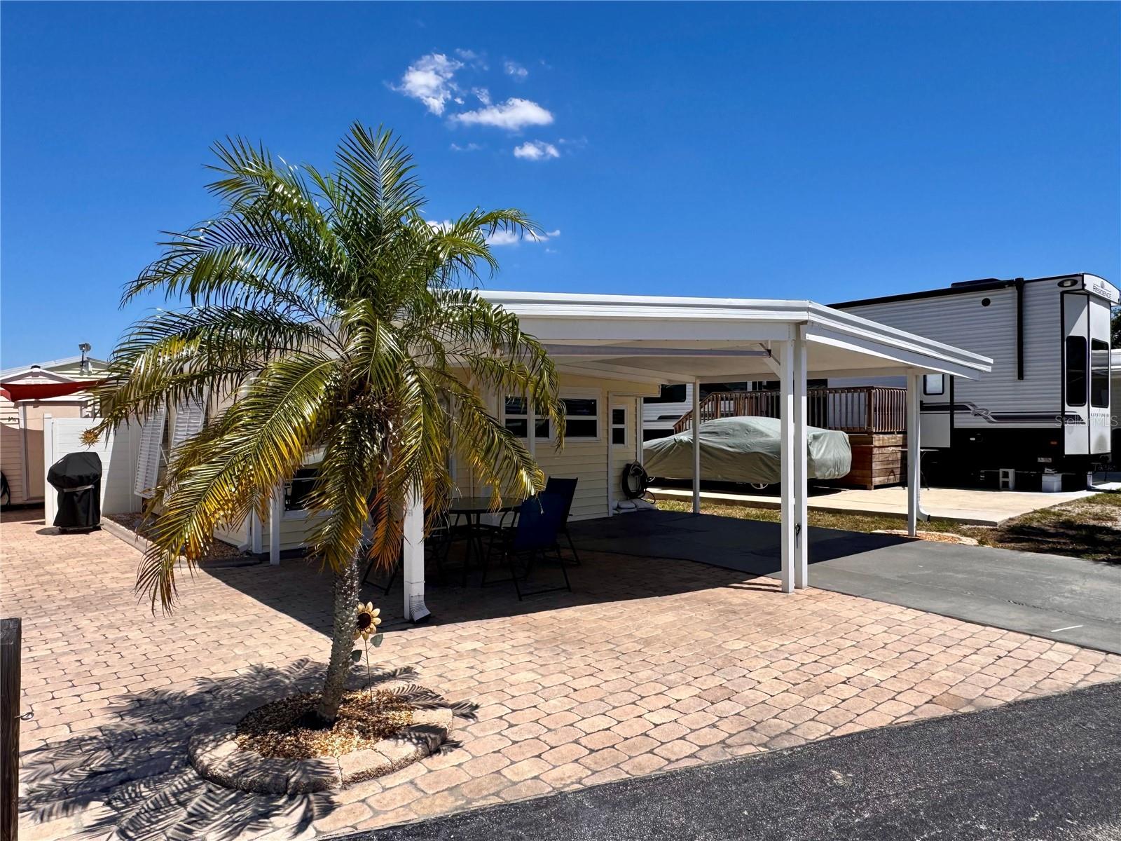 1475 FLAMINGO DRIVE 128