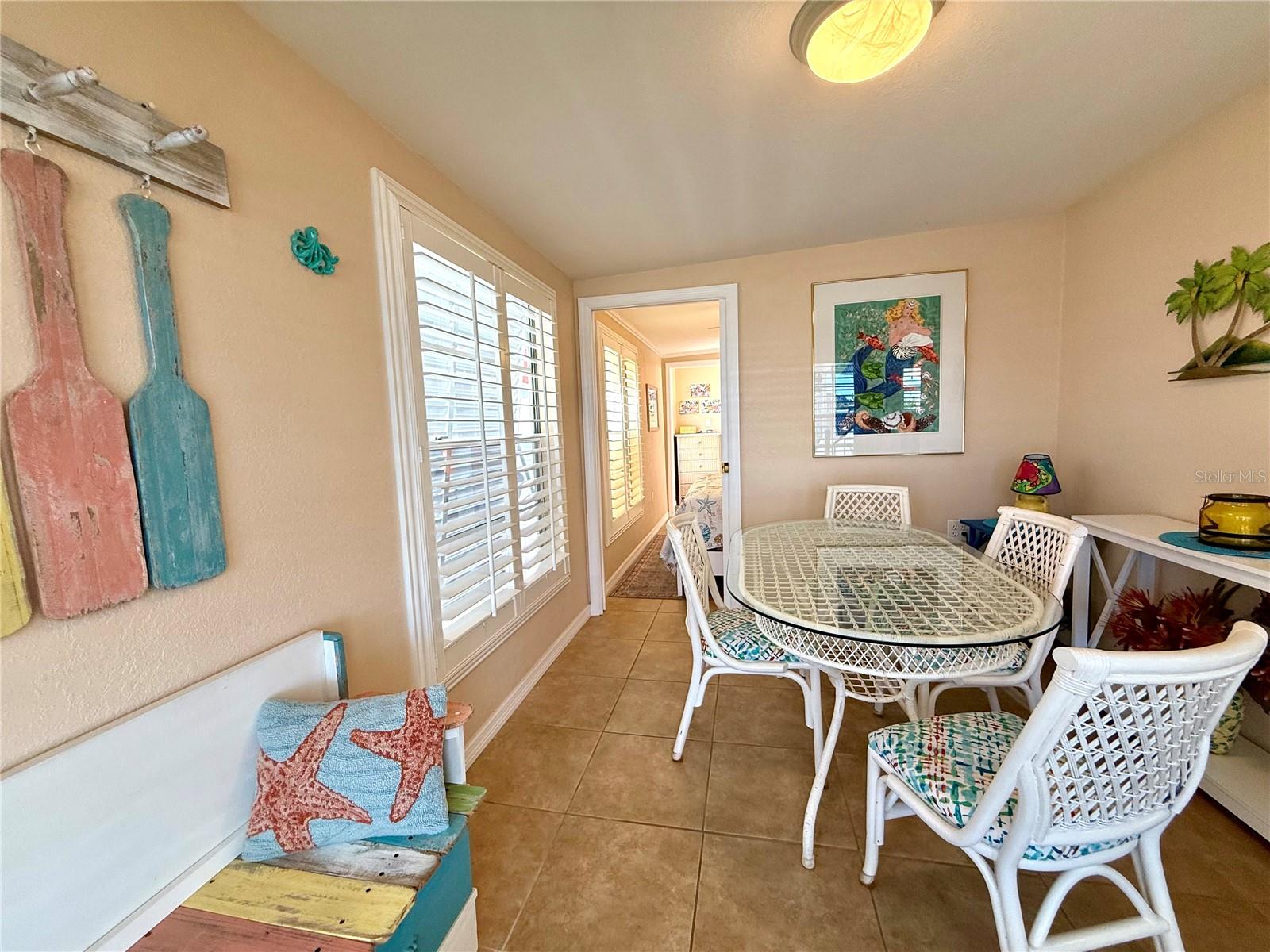 HOLIDAY TRAVEL PARK ENGLEWOOD - Residential