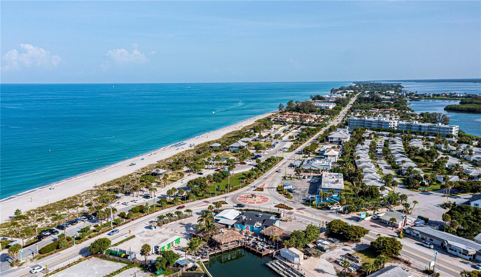 HOLIDAY TRAVEL PARK ENGLEWOOD - Residential