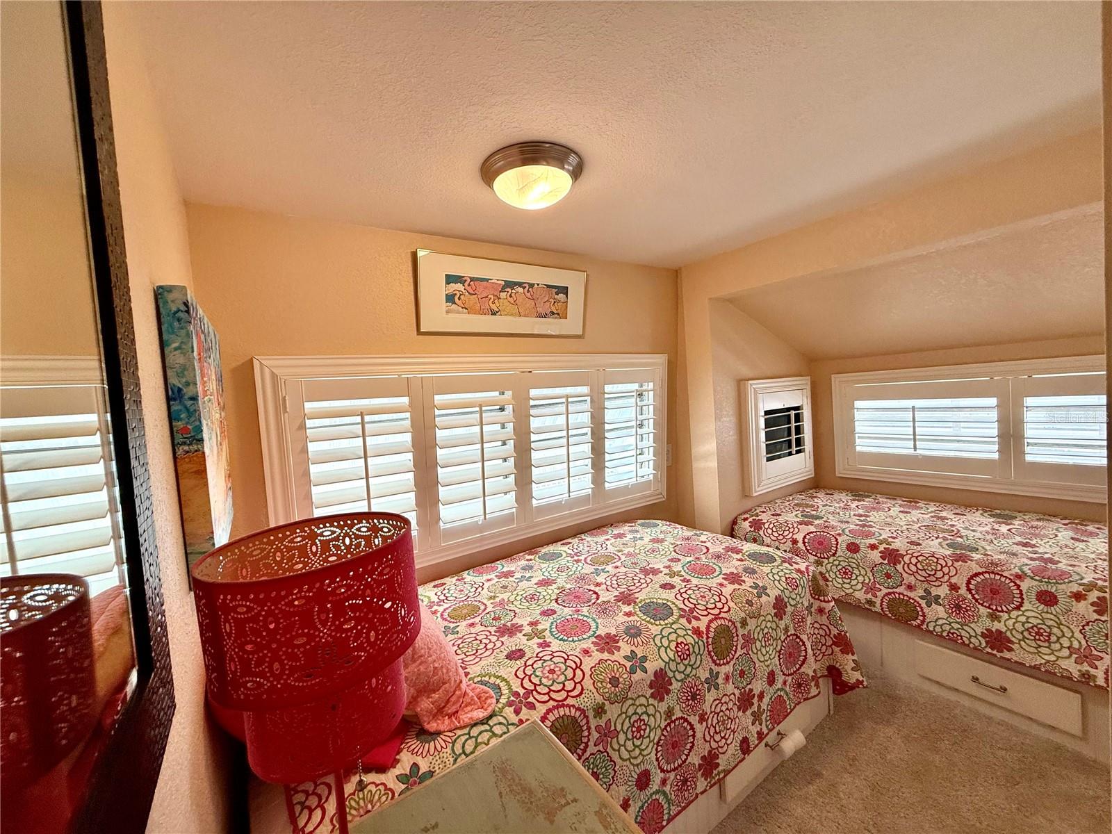 HOLIDAY TRAVEL PARK ENGLEWOOD - Residential