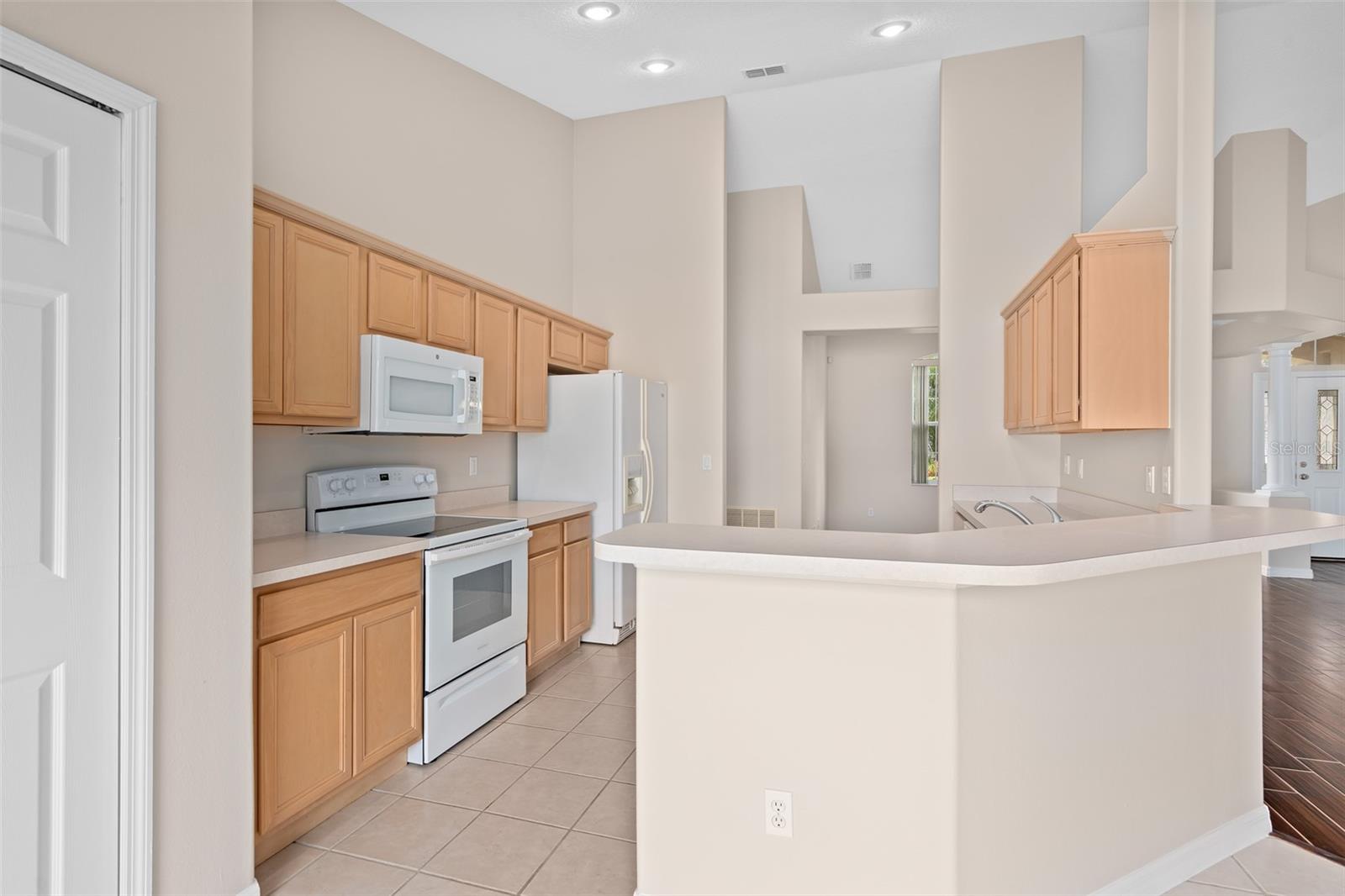 CLERMONT COLLEGE PARK PH 01B LT 78 PB 49 - Residential Lease