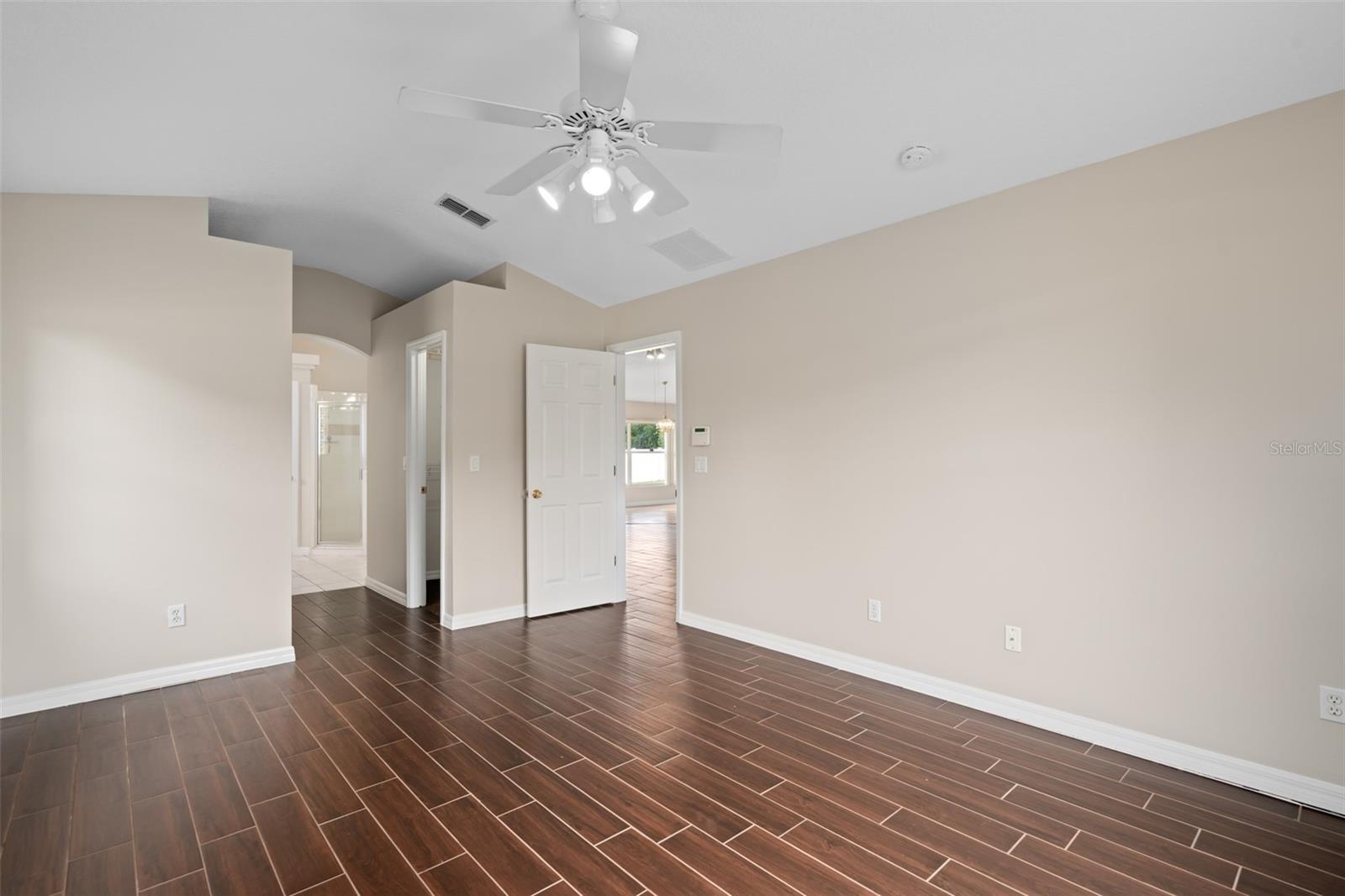 CLERMONT COLLEGE PARK PH 01B LT 78 PB 49 - Residential Lease