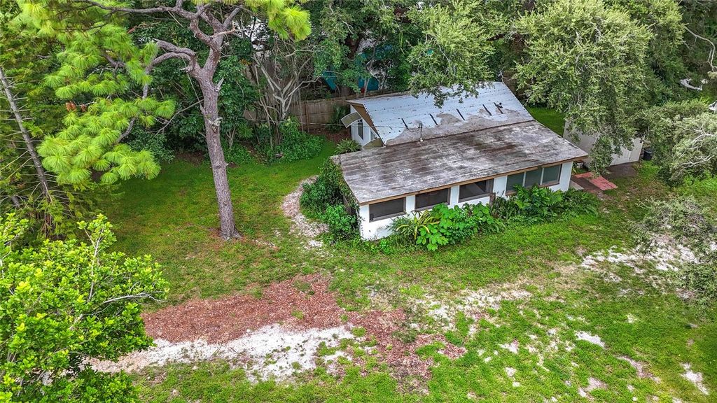 Photo of 4900 Harding Road N, St Petersburg, FL 33709 (MLS # TB8426908)