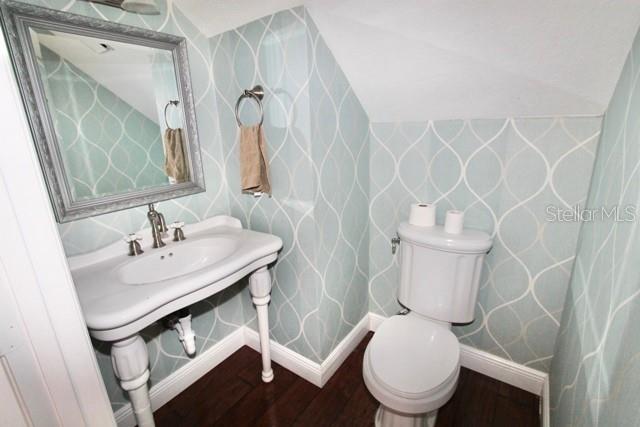 HIGHLANDS OF LAKE MARY - Residential Lease