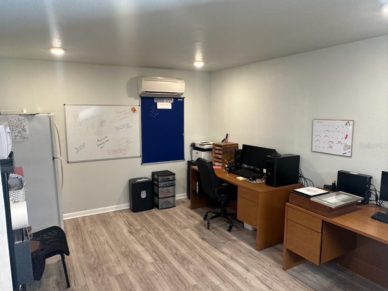 LEESBURG COMMONS BUS PARK - Commercial Sale