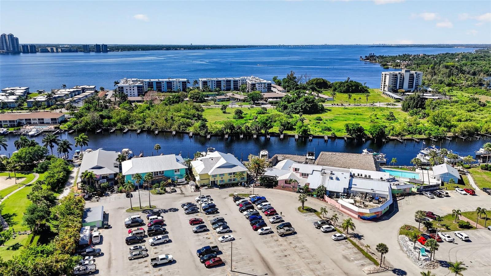 NORTH STAR YACHT CLUB - Residential