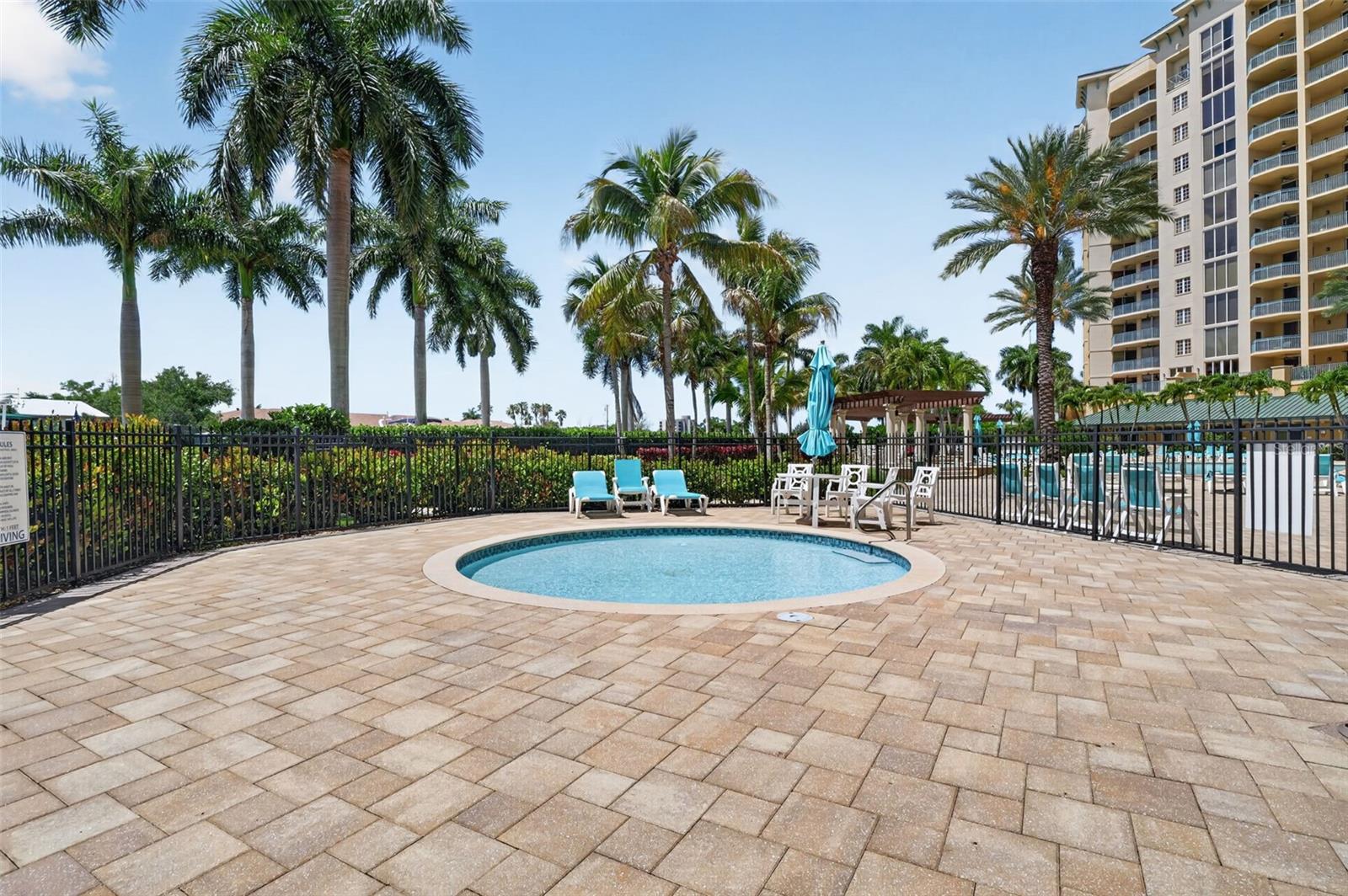 NORTH STAR YACHT CLUB - Residential