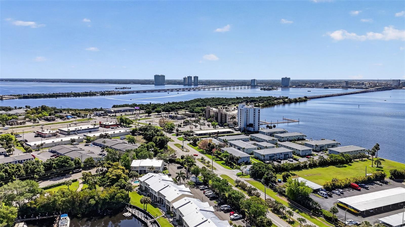 NORTH STAR YACHT CLUB - Residential
