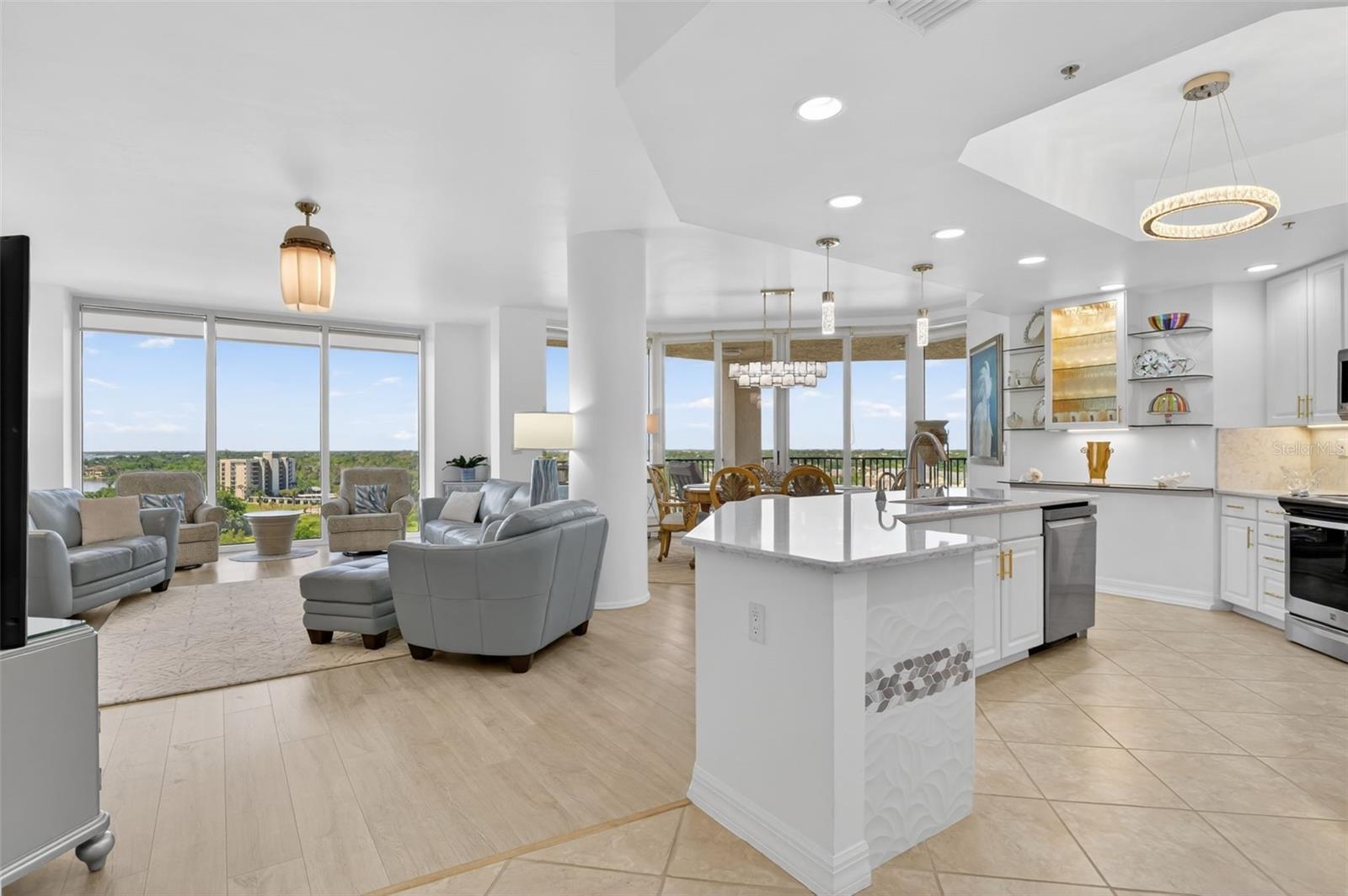 NORTH STAR YACHT CLUB - Residential