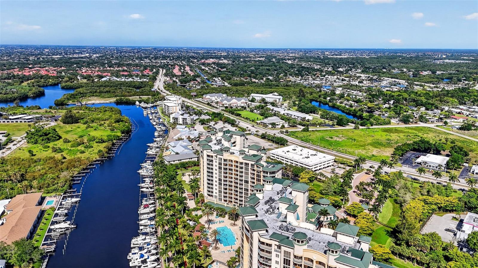 NORTH STAR YACHT CLUB - Residential