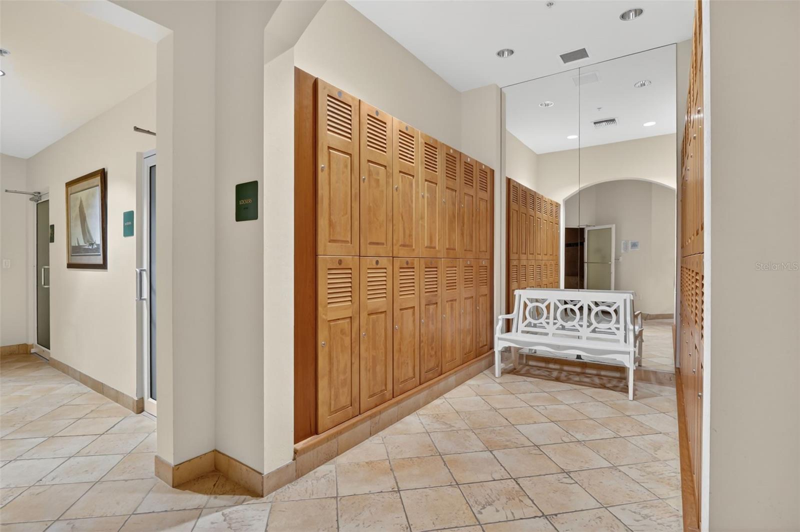 NORTH STAR YACHT CLUB - Residential