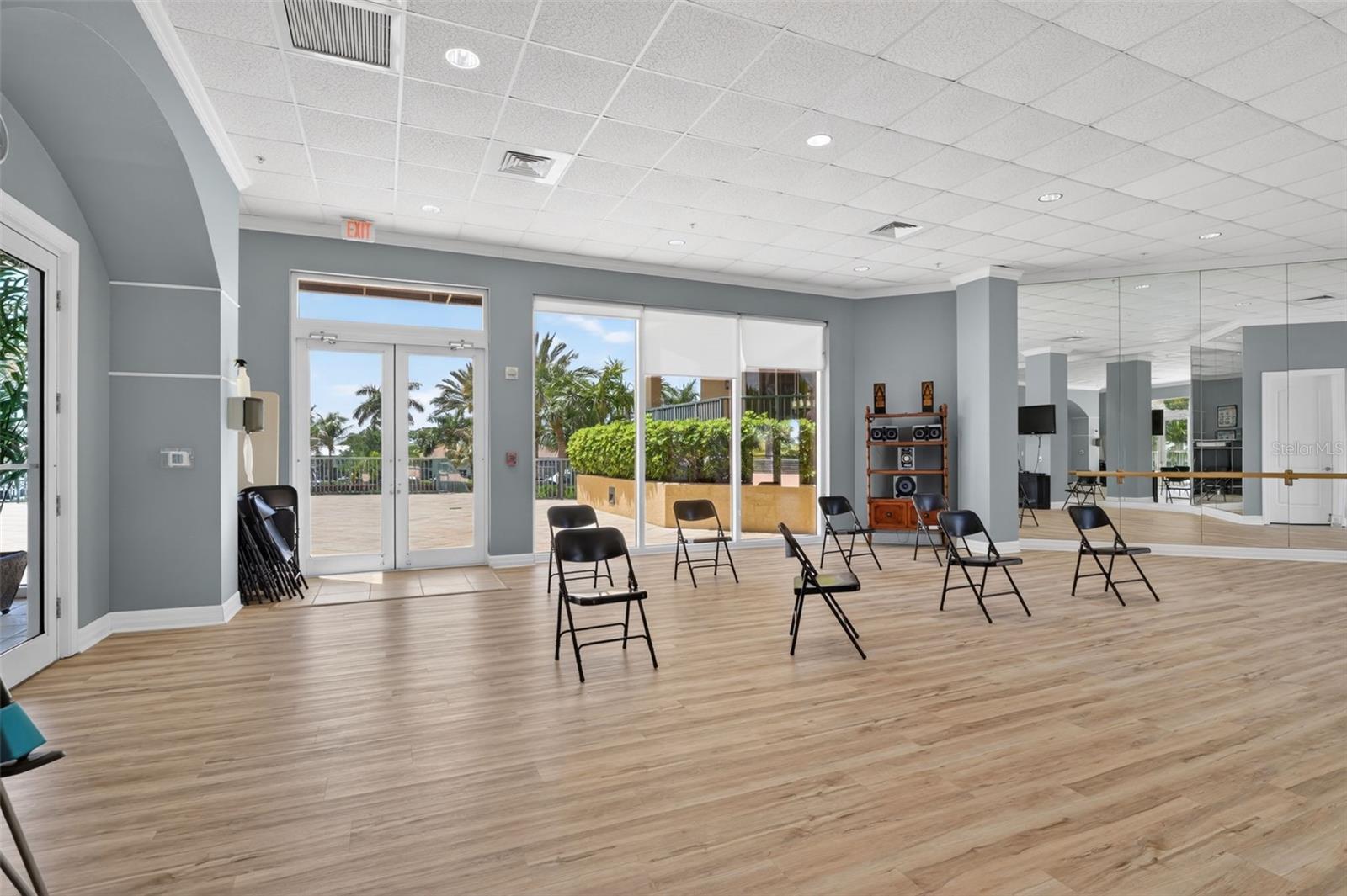 NORTH STAR YACHT CLUB - Residential