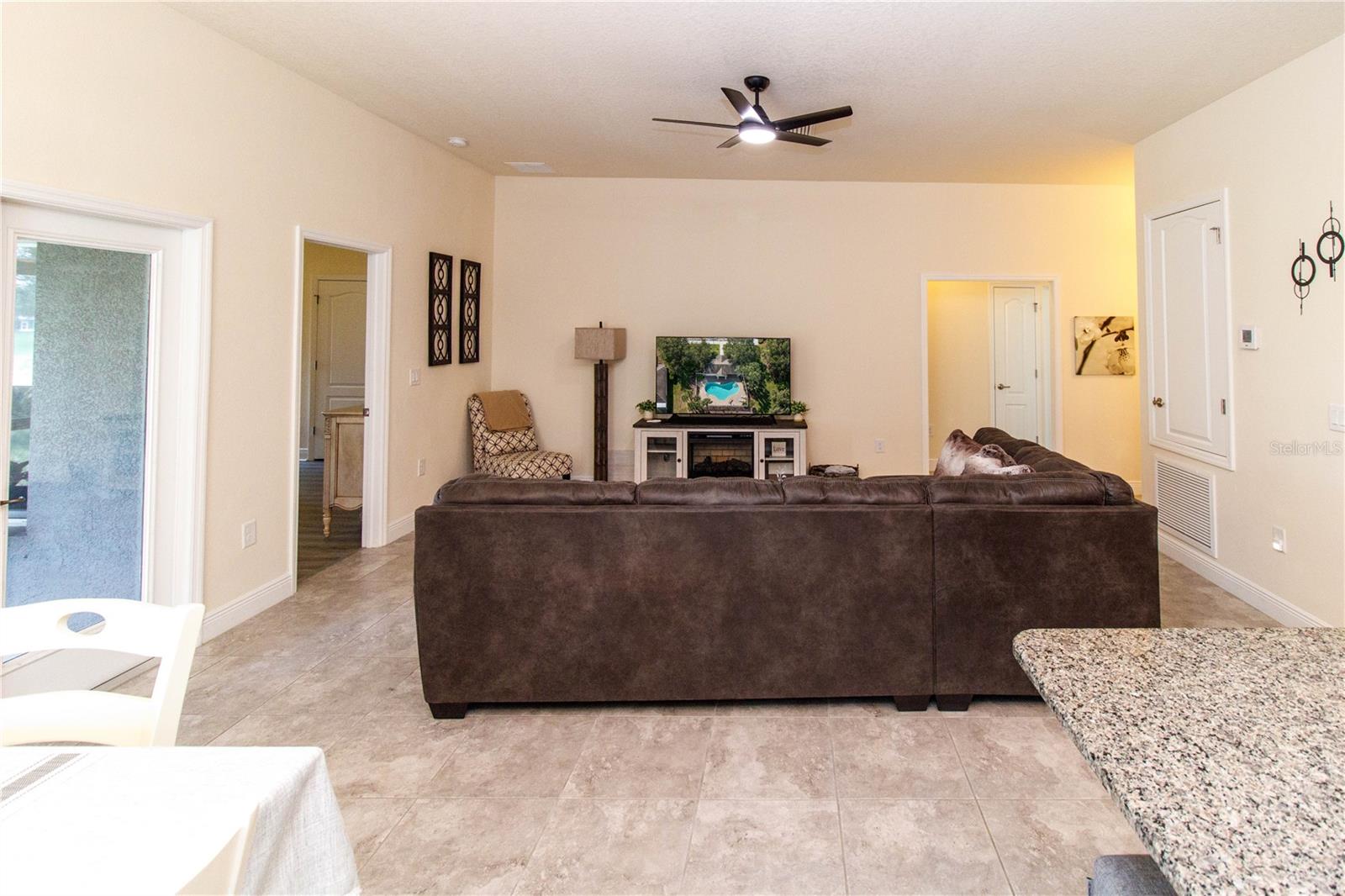 HIGHLANDS PH 01 - Residential