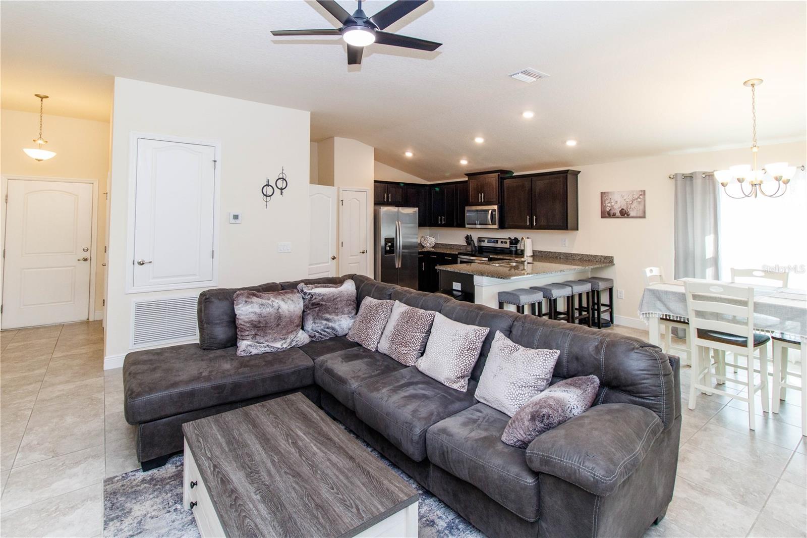 HIGHLANDS PH 01 - Residential