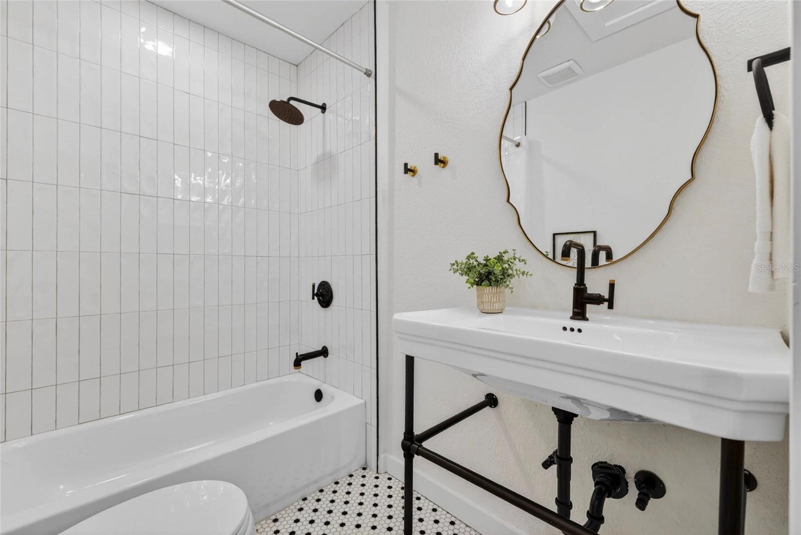 VERONA SUB - Residential