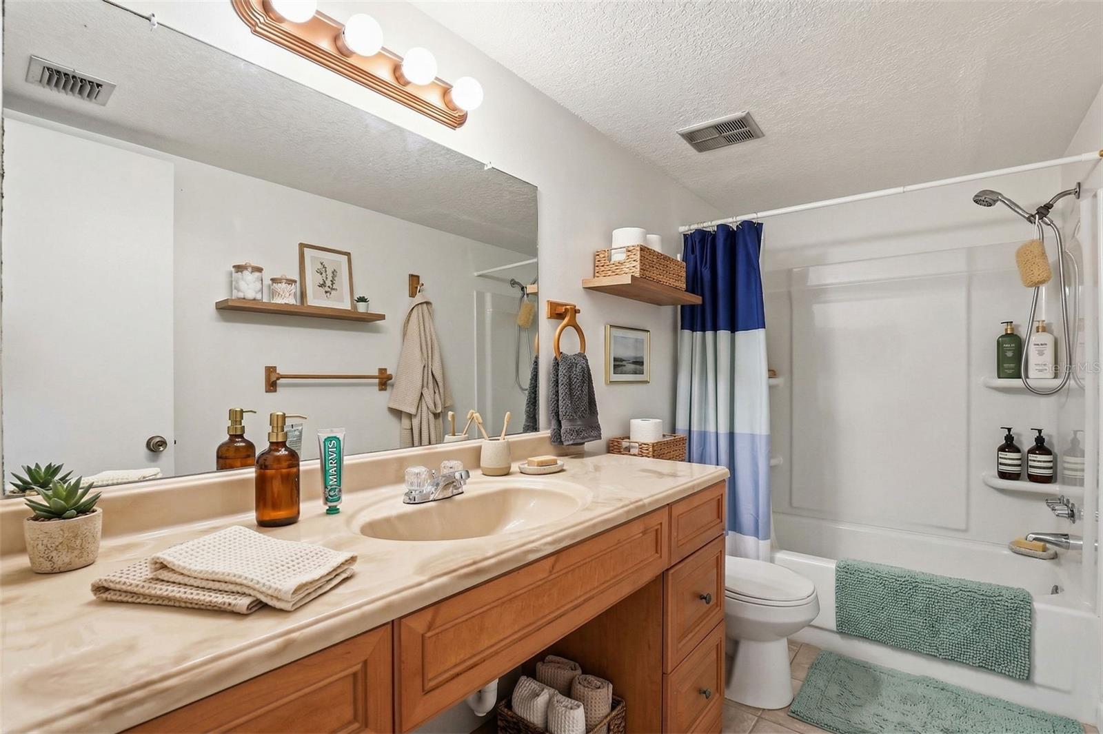 PINE RUSH VILLAS CONDO - Residential