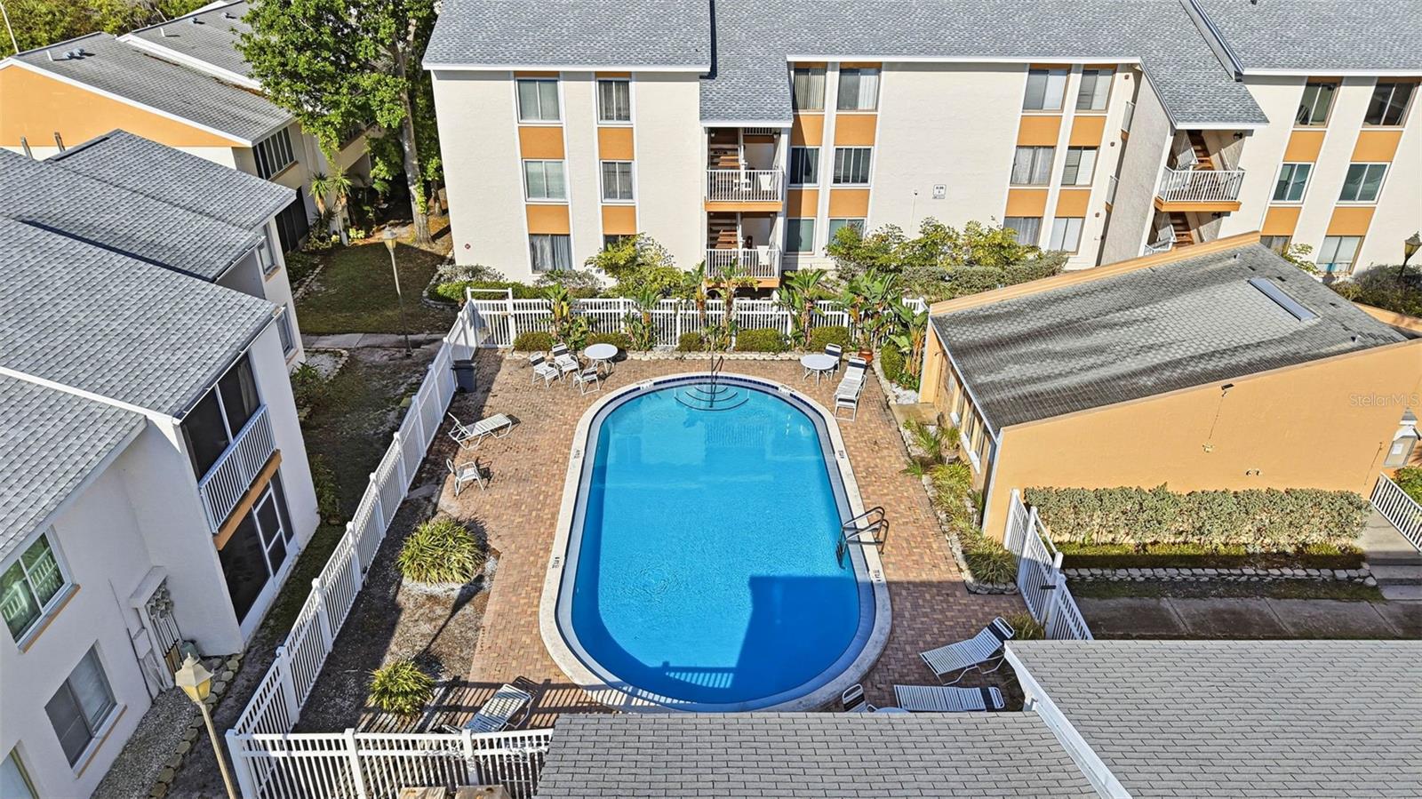 PINE RUSH VILLAS CONDO - Residential