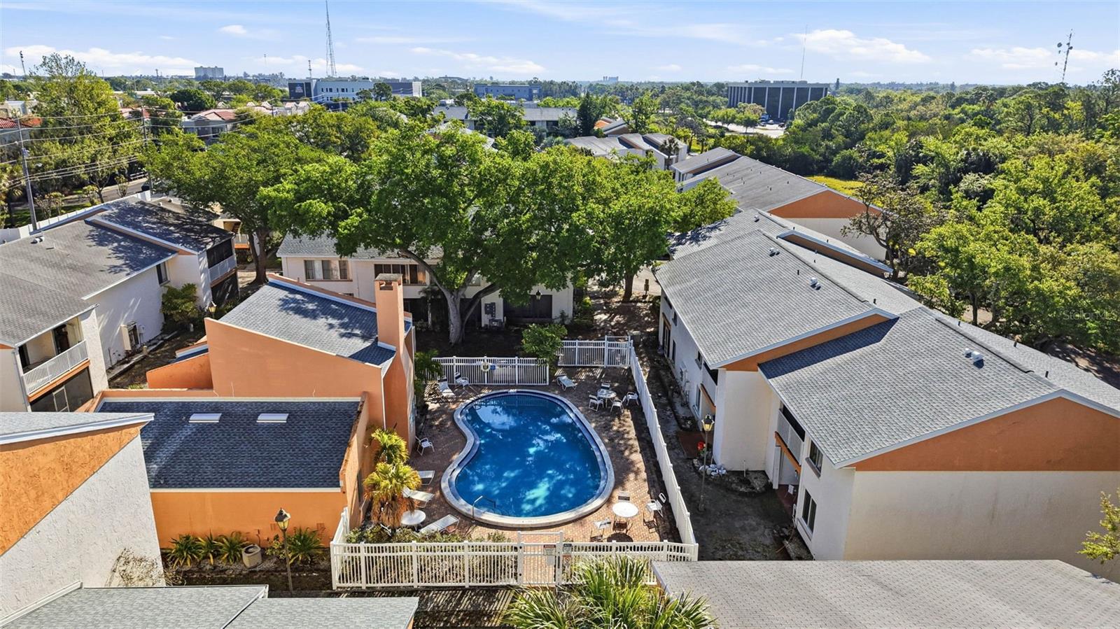 PINE RUSH VILLAS CONDO - Residential