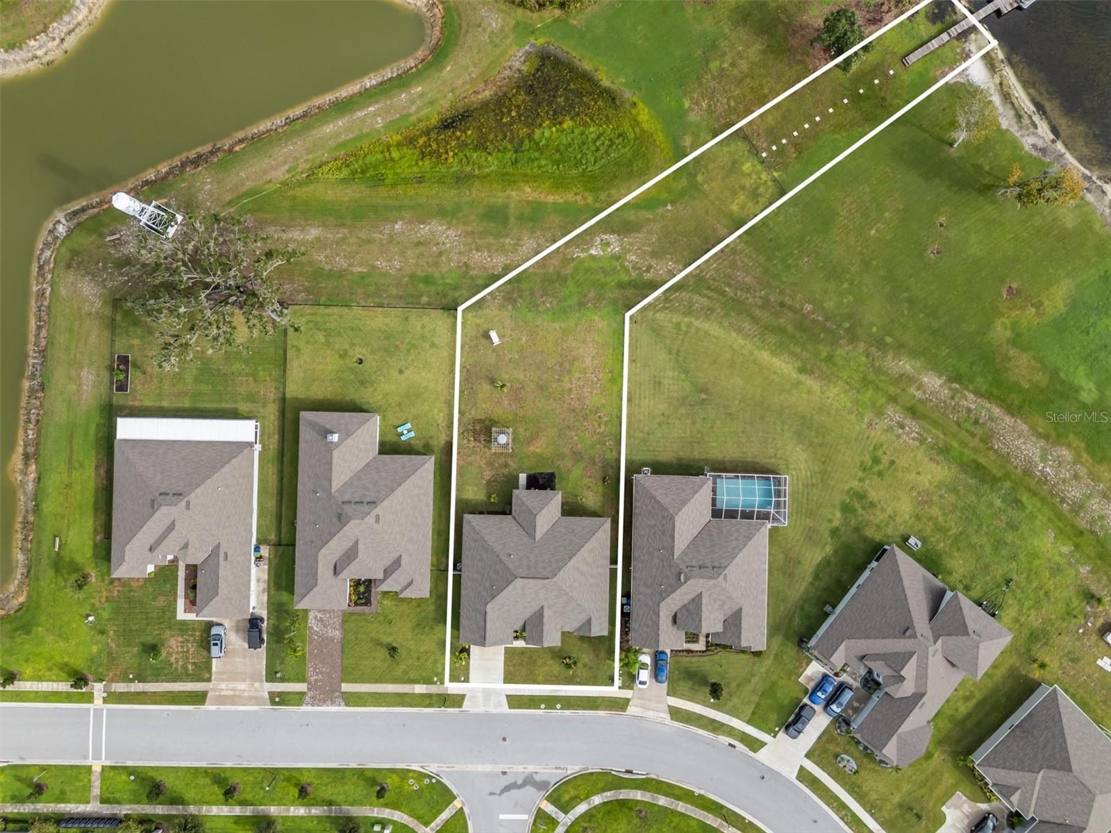 SANCTUARY BY THE LAKE PH 1 - Residential