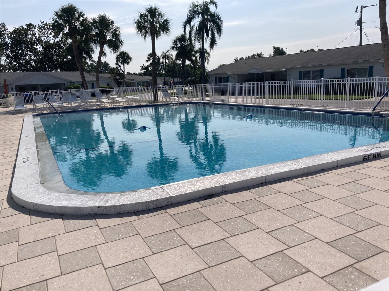 PARKWAY VILLAS - Residential