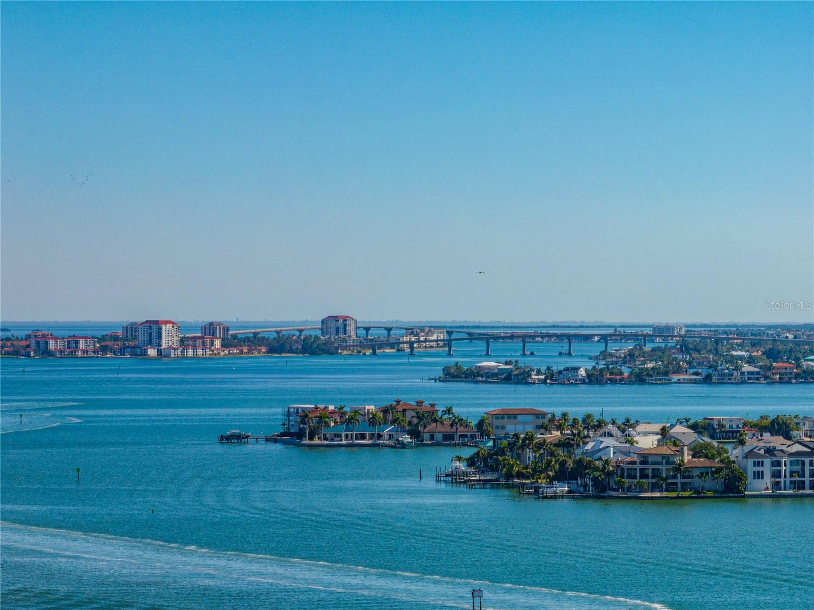 PASADENA ISLE - Residential