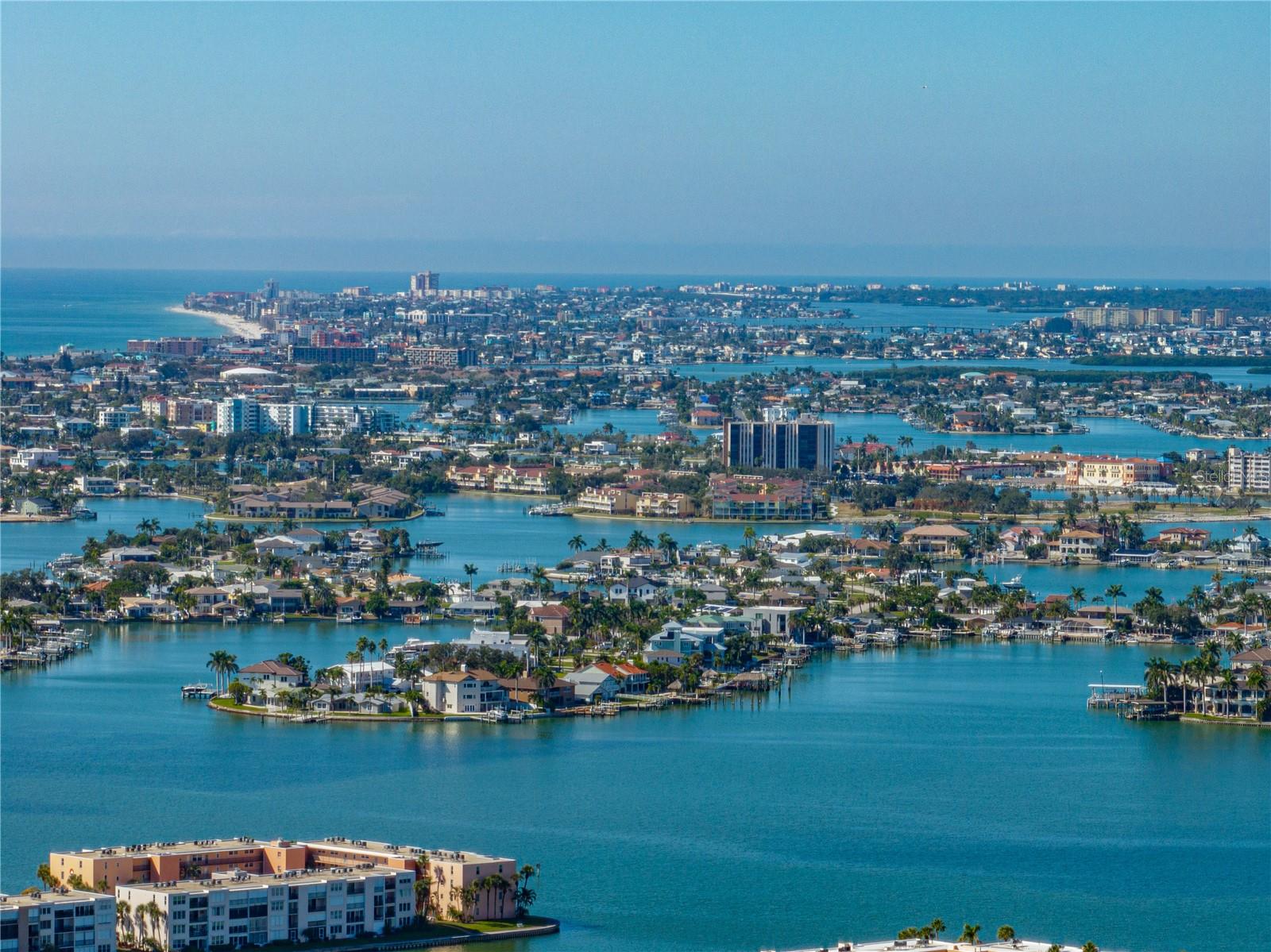 PASADENA ISLE - Residential