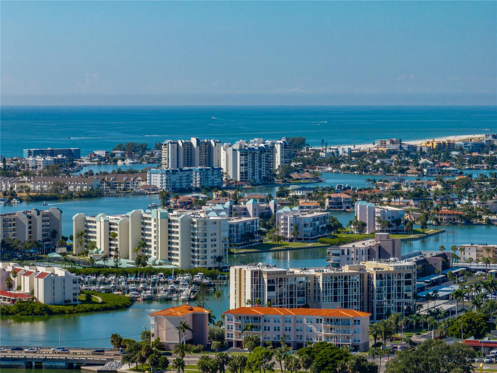 PASADENA ISLE - Residential