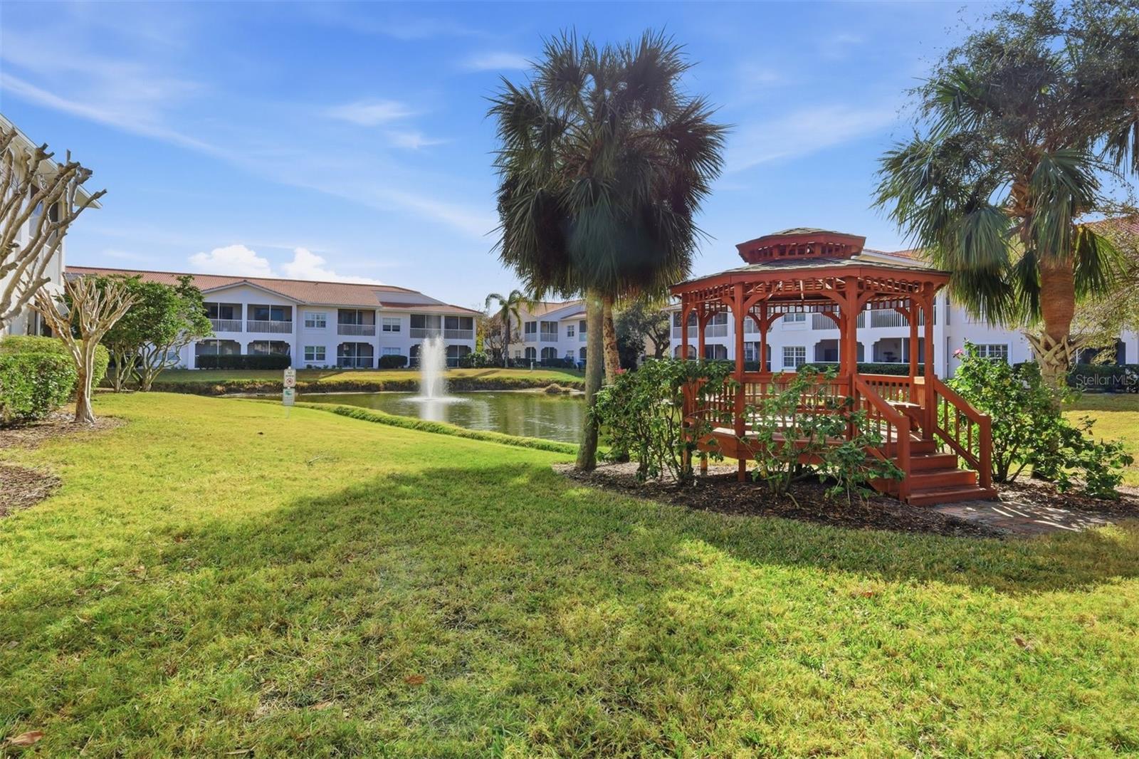 PLAZA DE FLORES - Residential