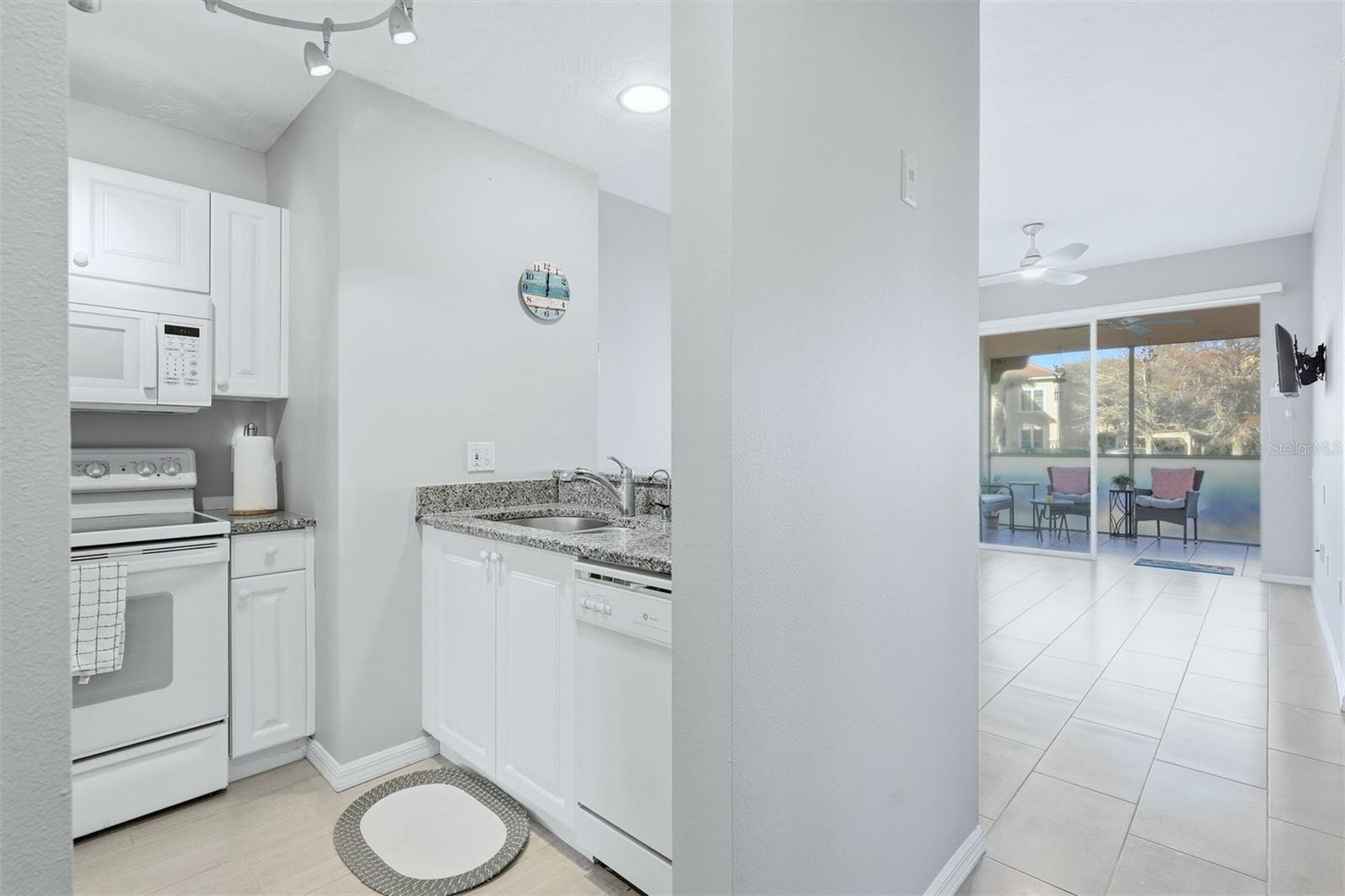 PLAZA DE FLORES - Residential