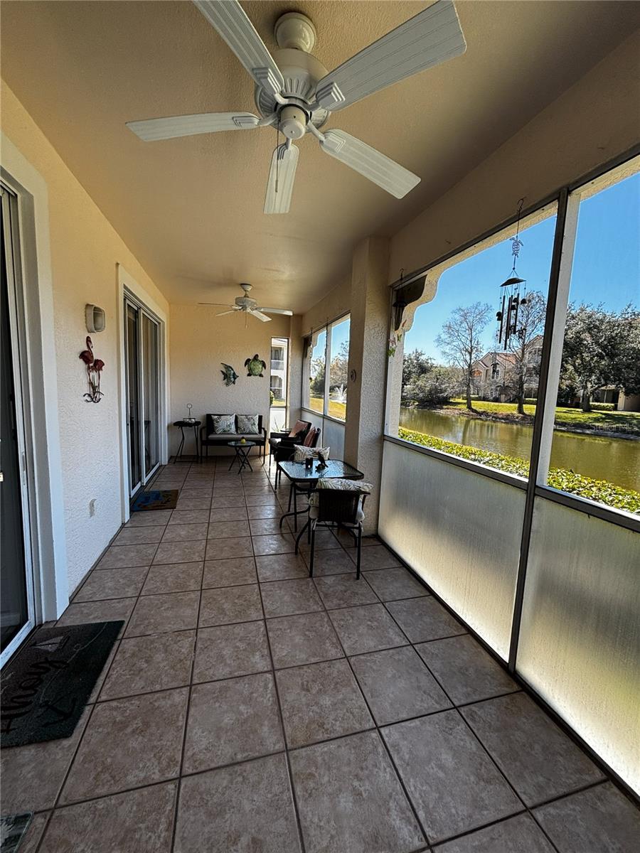 PLAZA DE FLORES - Residential