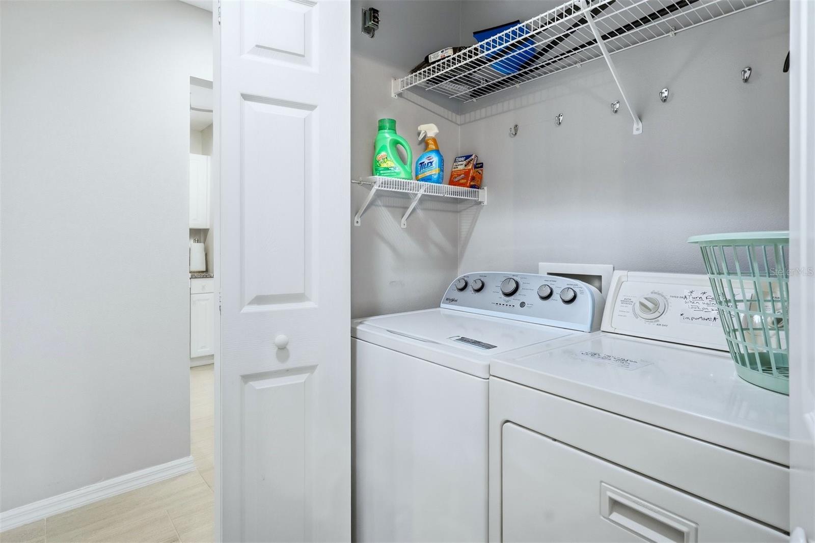 PLAZA DE FLORES - Residential