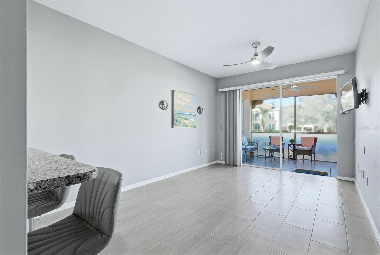 PLAZA DE FLORES - Residential