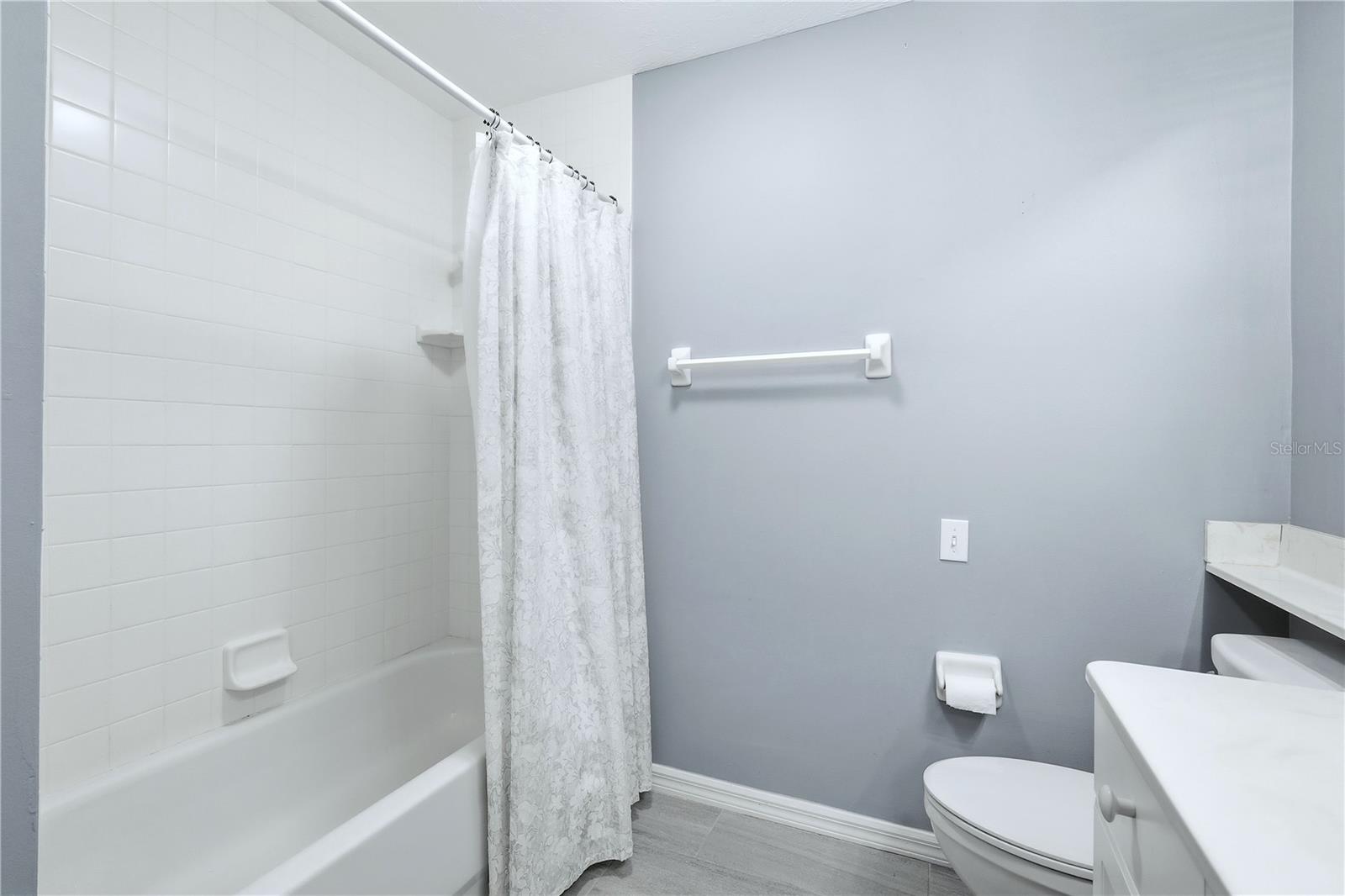 PLAZA DE FLORES - Residential