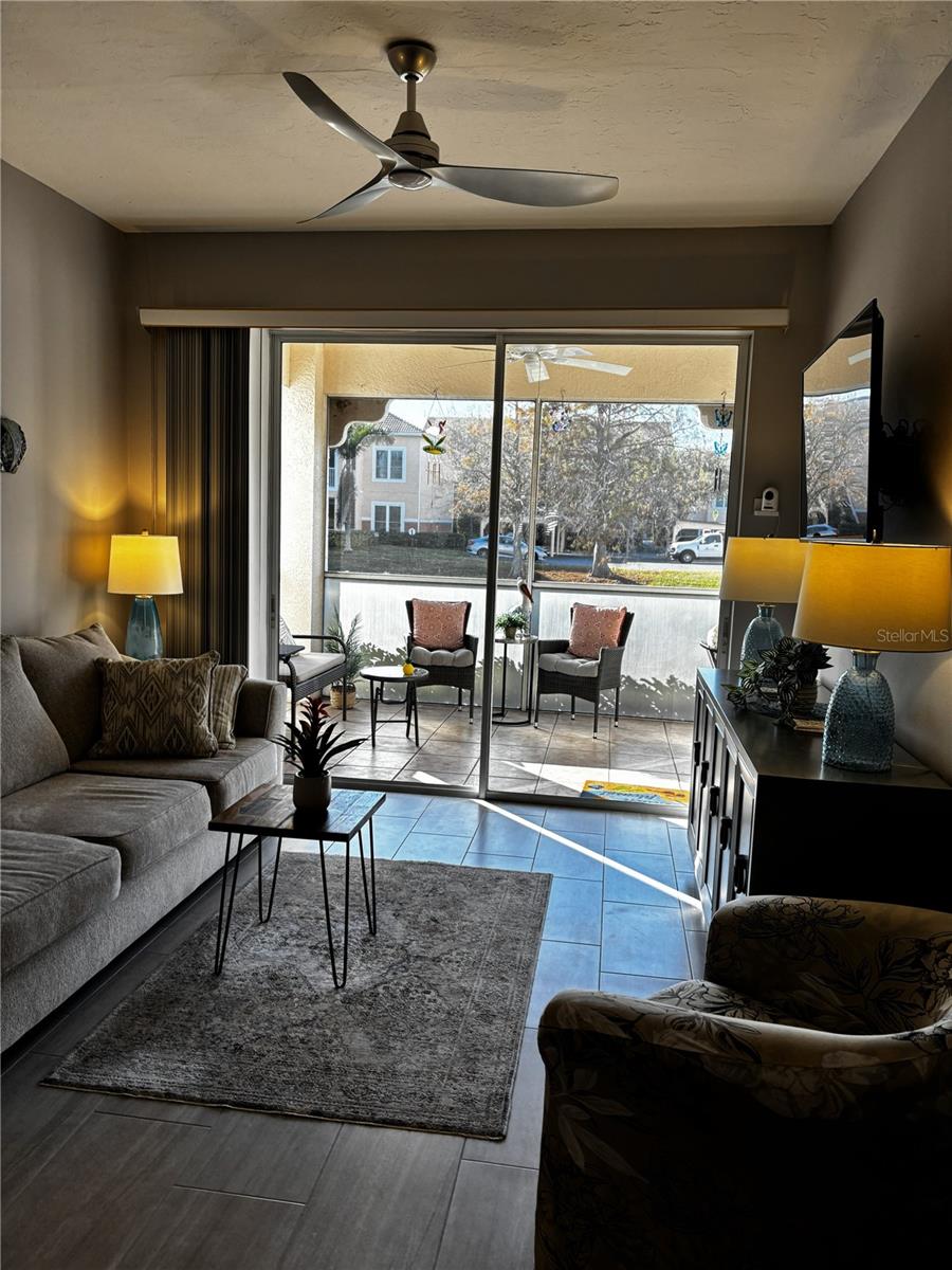 PLAZA DE FLORES - Residential