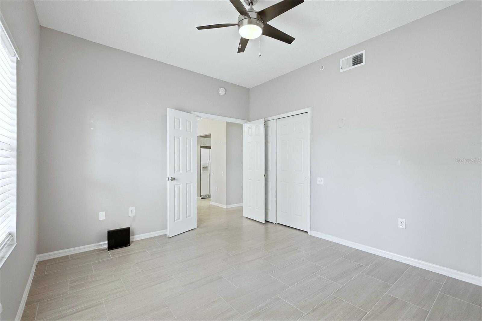 PLAZA DE FLORES - Residential