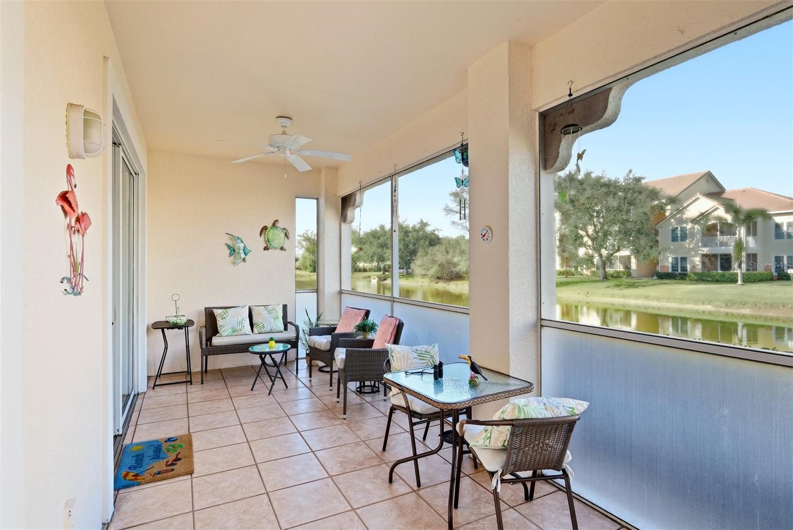 PLAZA DE FLORES - Residential