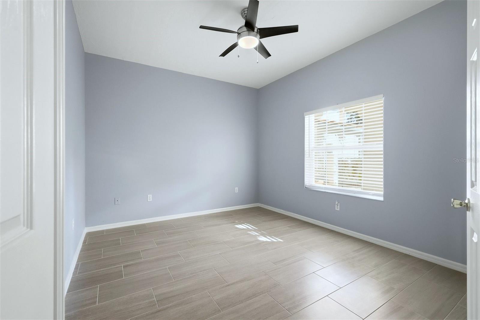 PLAZA DE FLORES - Residential