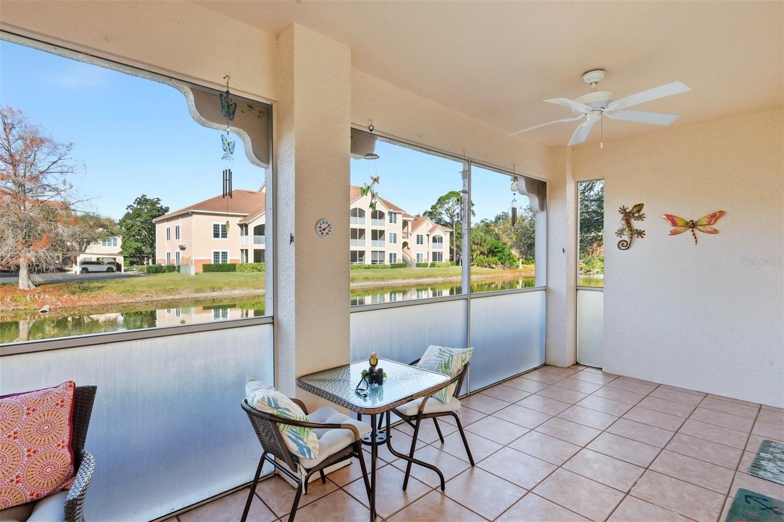 PLAZA DE FLORES - Residential