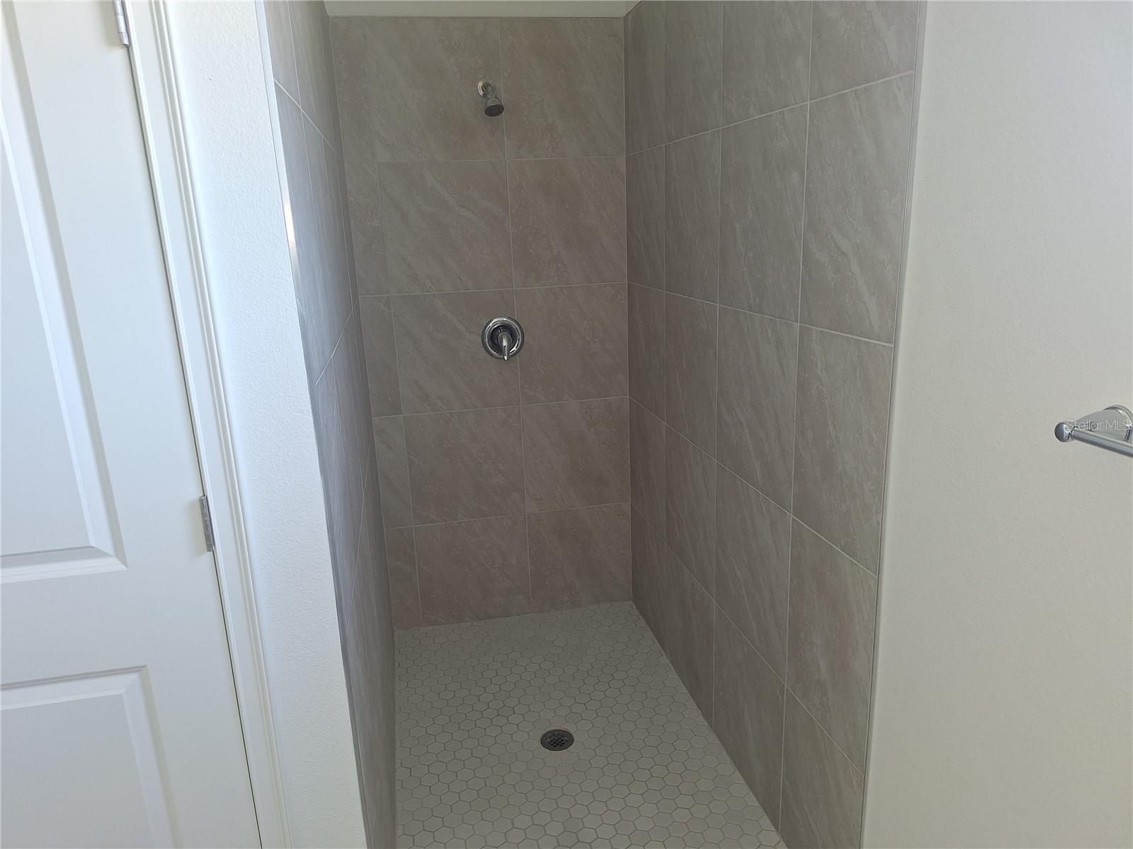 MARION OAKS UN TEN - Residential