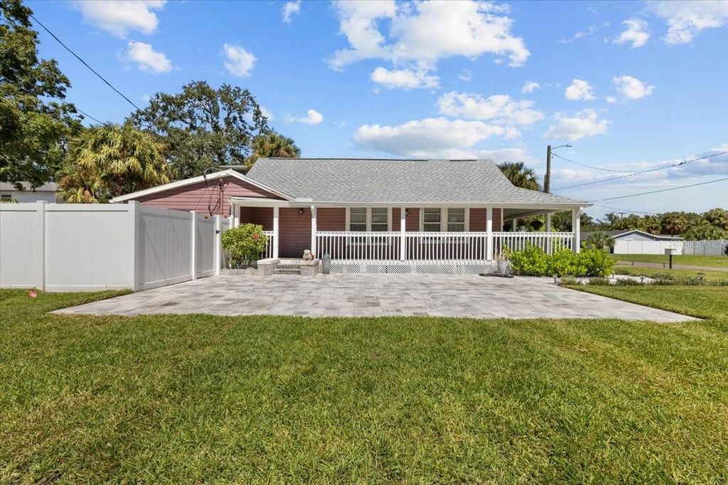 Photo of 7315 S Mascotte Street, Tampa, FL 33616 (MLS # TB8431489)