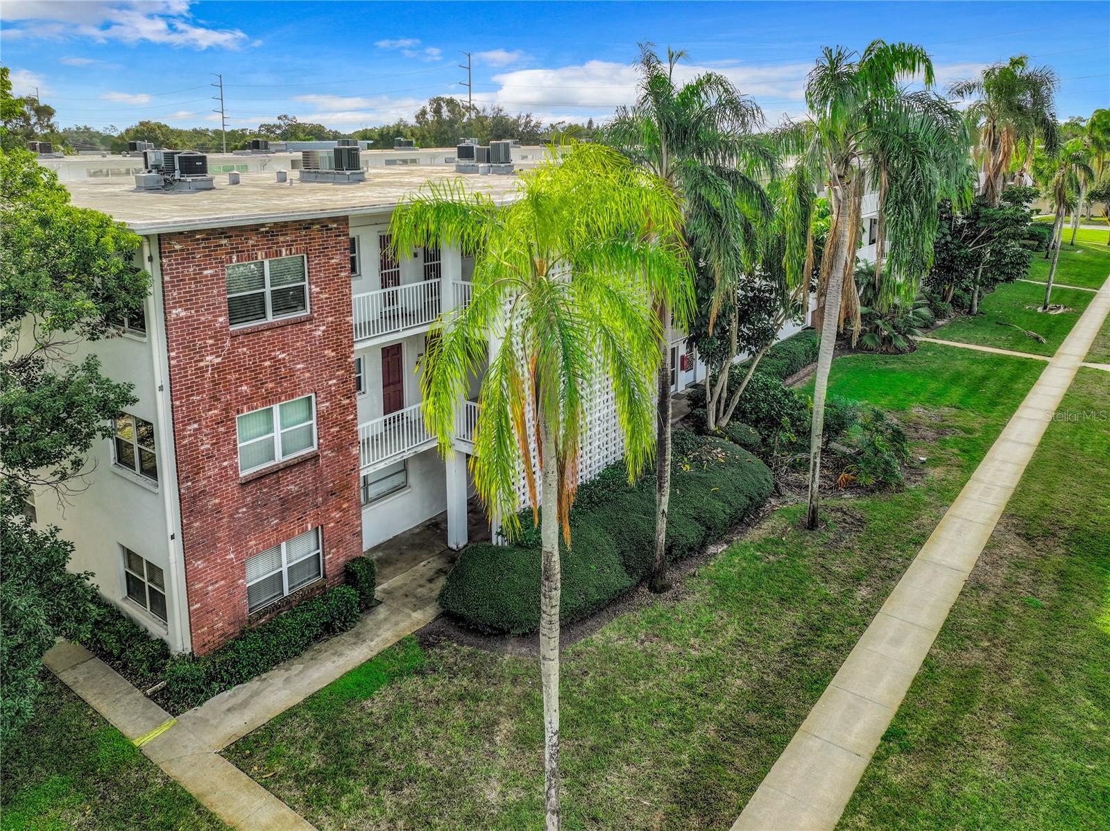 5150 10TH AVENUE N 302